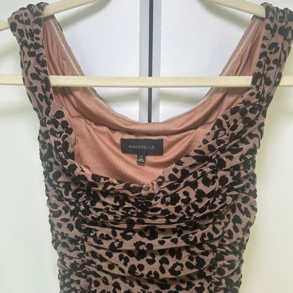 Majorelle - Tabitha Midi Dress - from revolve, animal print, Ruched, Size XS - Picture 4 of 9